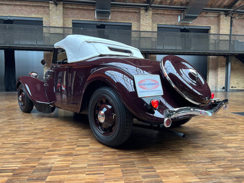 Image 22/38 of Citroën Traction Avant 11 BL Légère (1938)