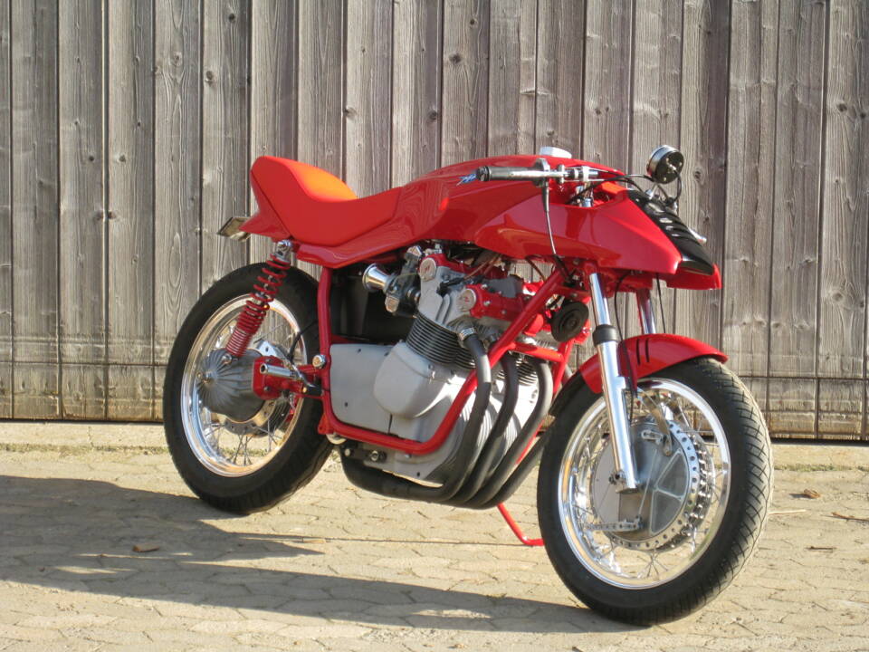 Imagen 6/10 de MV Agusta DUMMY (1977)