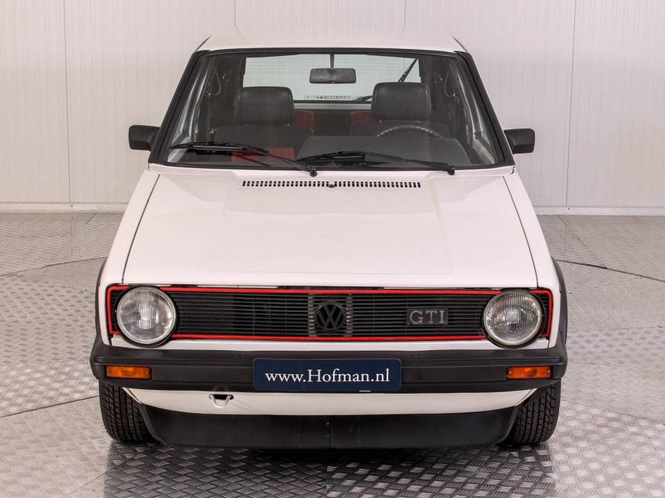 Immagine 29/50 di Volkswagen Golf Mk I GTI 1.8 (1983)