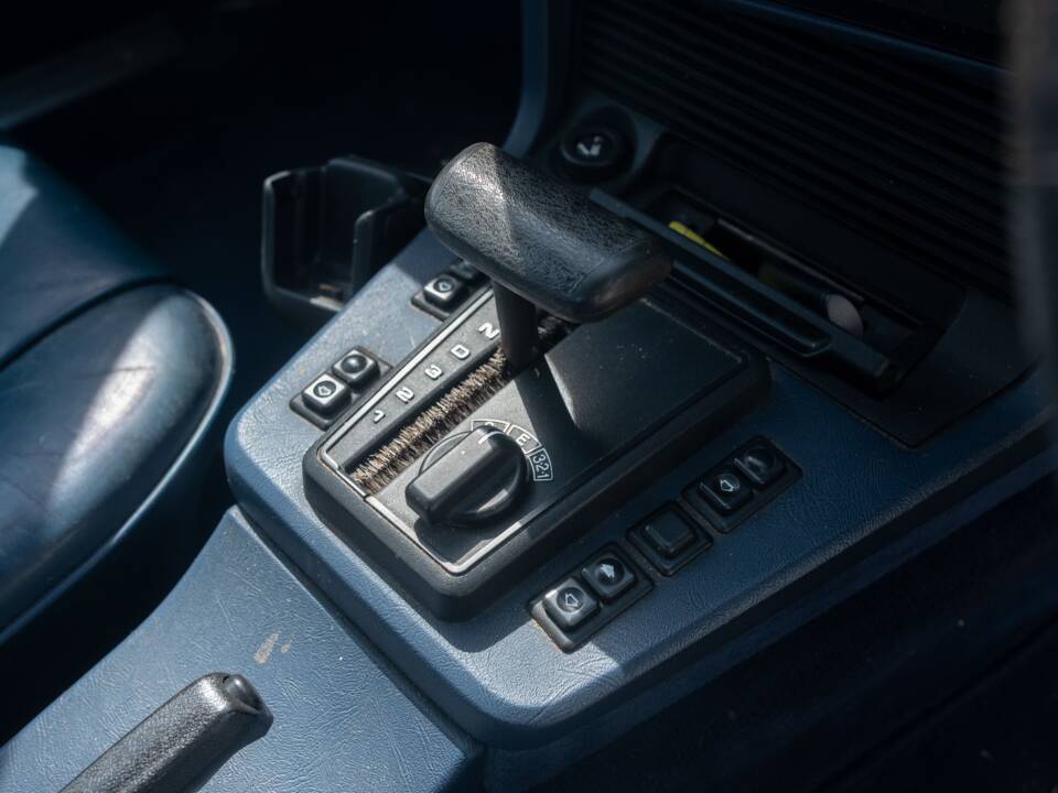 Bild 37/50 von BMW 635 CSi (1984)
