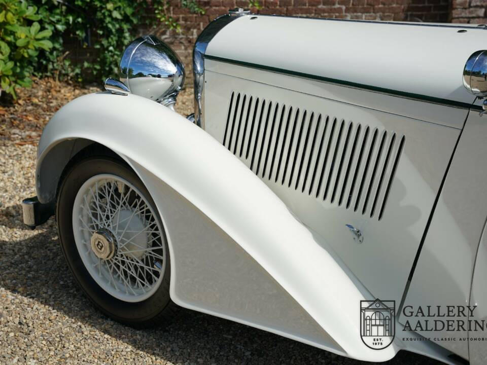 Bild 19/50 von Bentley 3 1/2 Liter Park Ward FHC (1933)