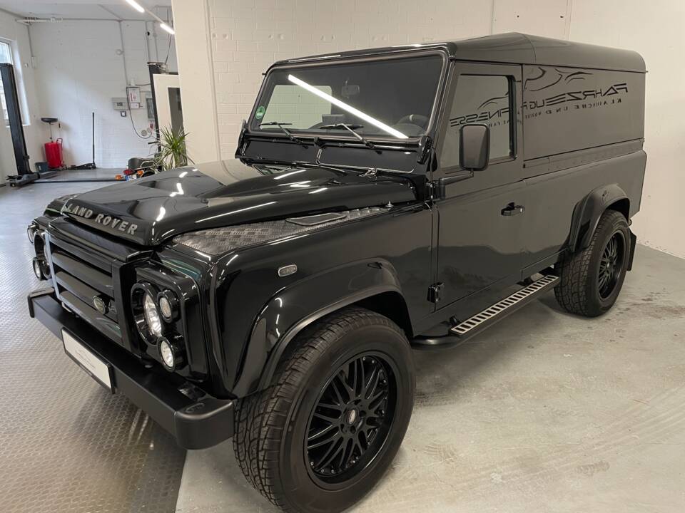 Afbeelding 4/42 van Land Rover Defender 110 (2014)