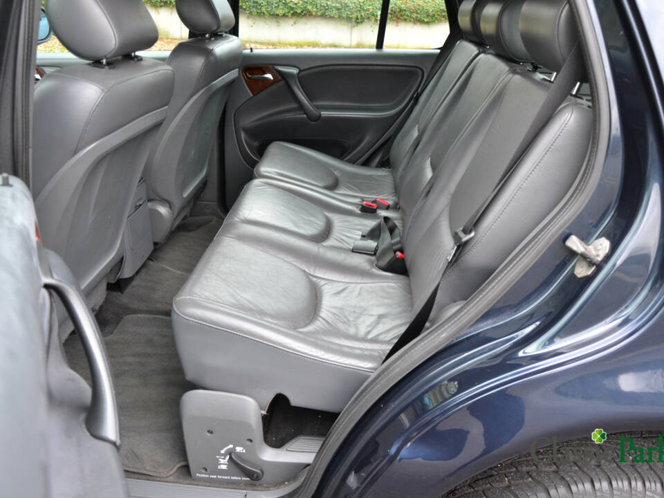 Imagen 11/50 de Mercedes-Benz ML 230 (1998)