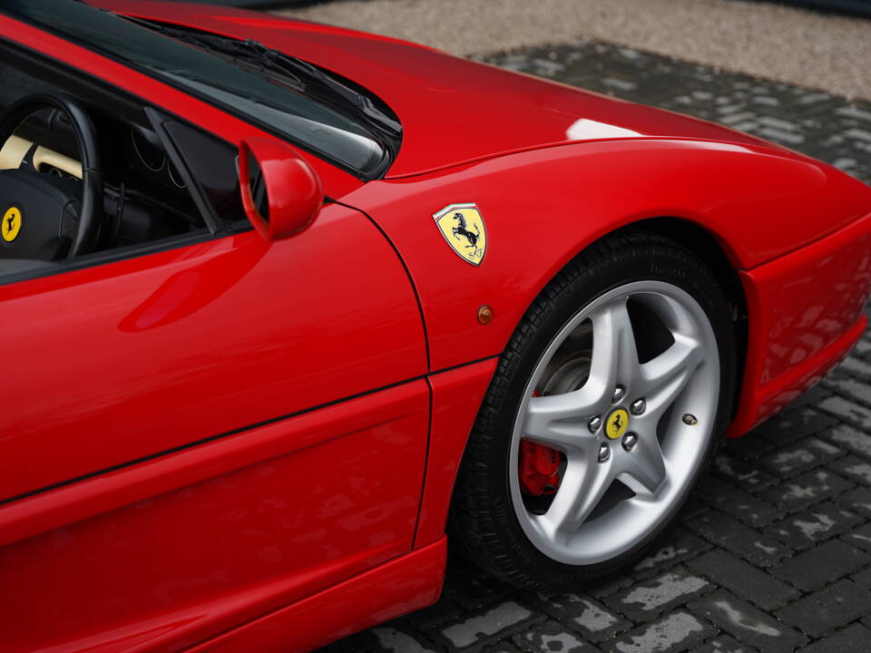 Image 25/50 of Ferrari F 355 Spider (1999)