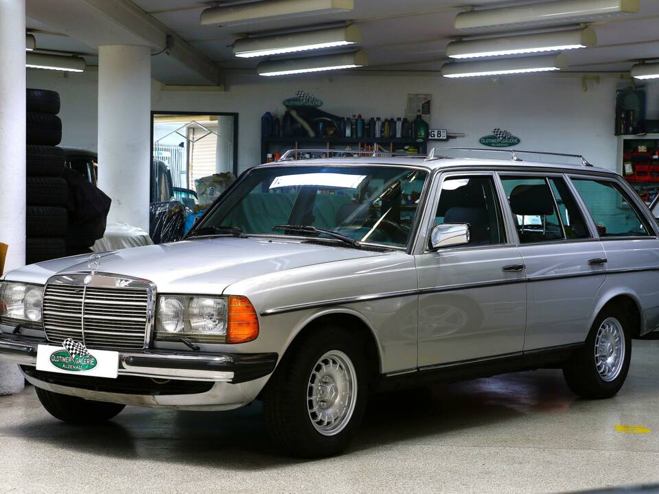 Bild 1/25 von Mercedes-Benz 280 TE (1985)