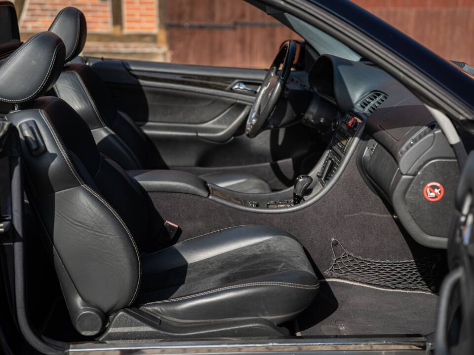 Bild 48/61 von Mercedes-Benz CLK 320 (2002)