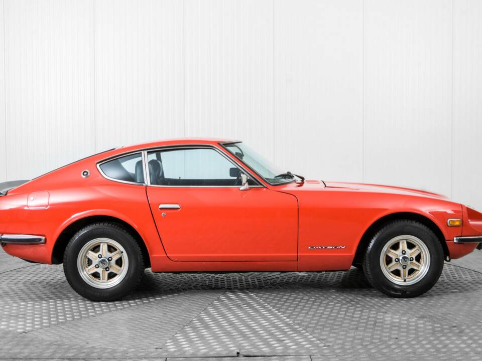 Image 10/50 of Datsun 240 Z (1974)