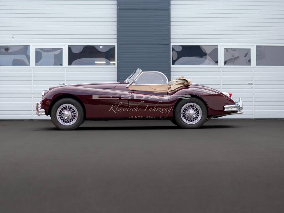 Image 5/32 de Jaguar XK 140 OTS (1955)