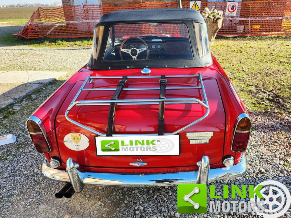 Image 6/7 of Triumph TR 5 PI (1968)