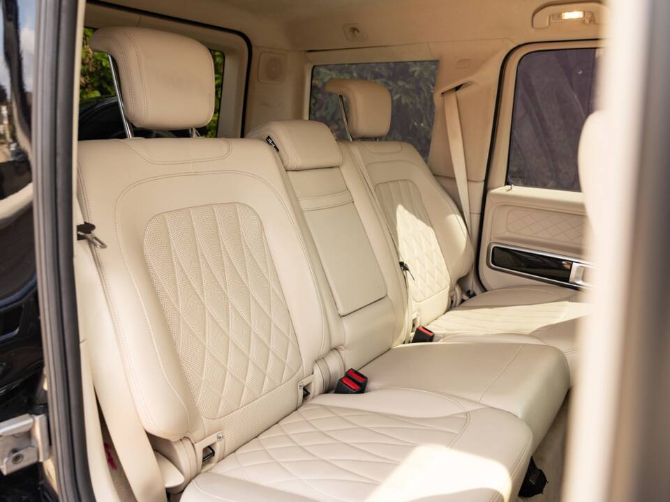 Image 49/50 of Mercedes-Benz G 63 AMG (LWB) (2020)
