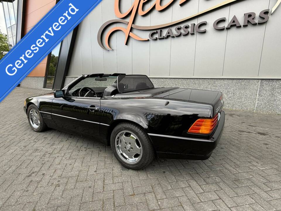 Image 7/50 of Mercedes-Benz 500 SL (1991)