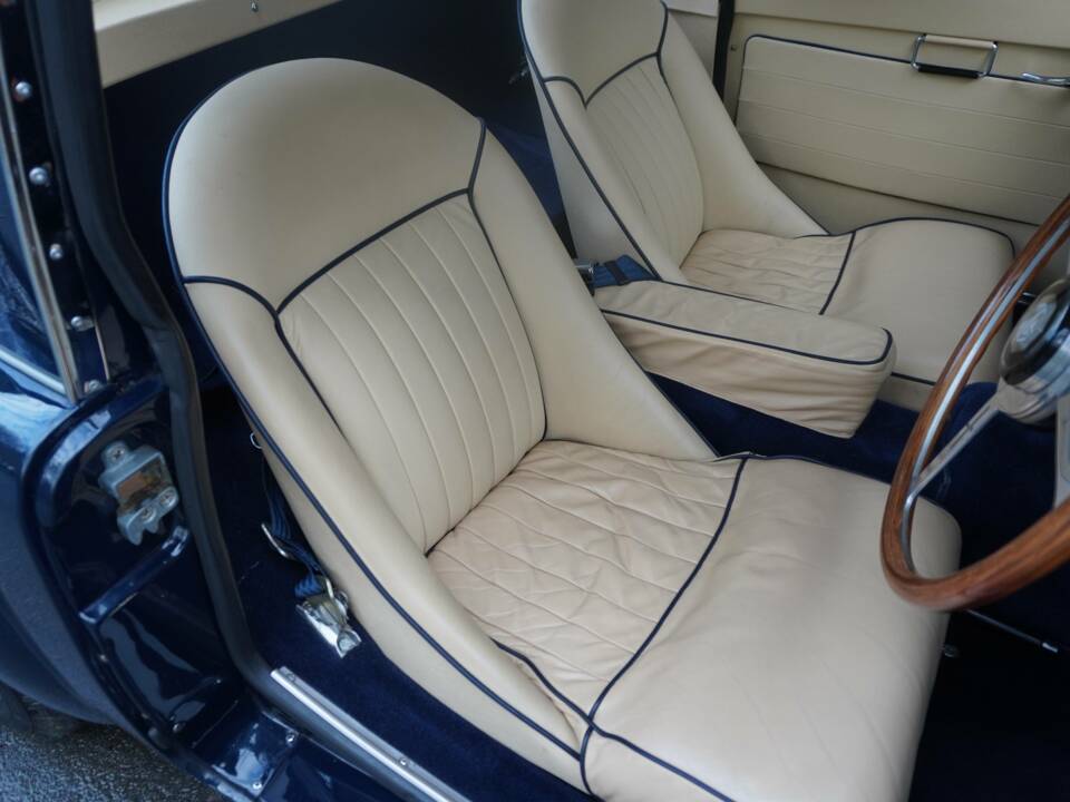 Image 10/17 of MG MGA 1600 (1959)