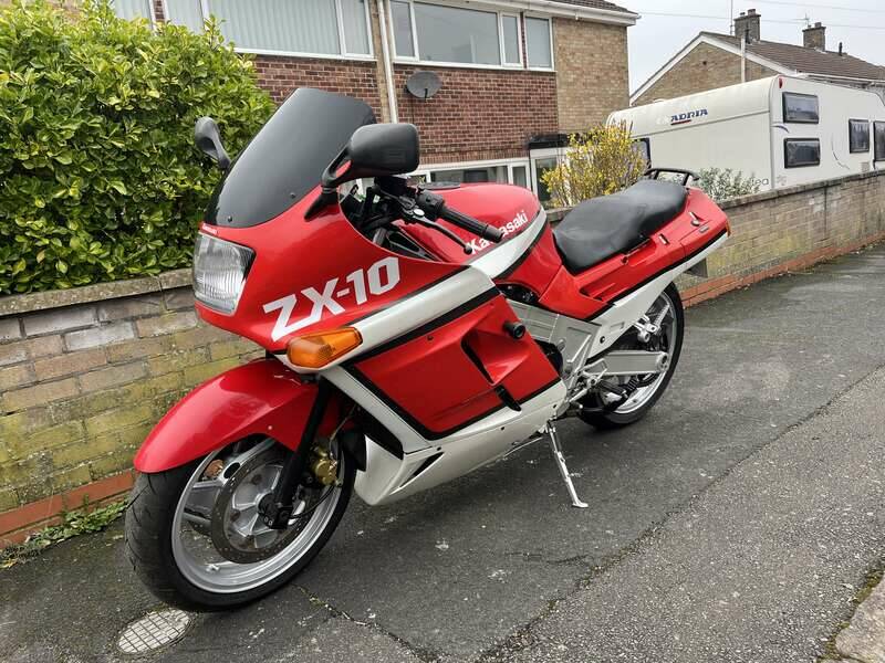 Image 17/17 of Kawasaki ZX-10 (1989)