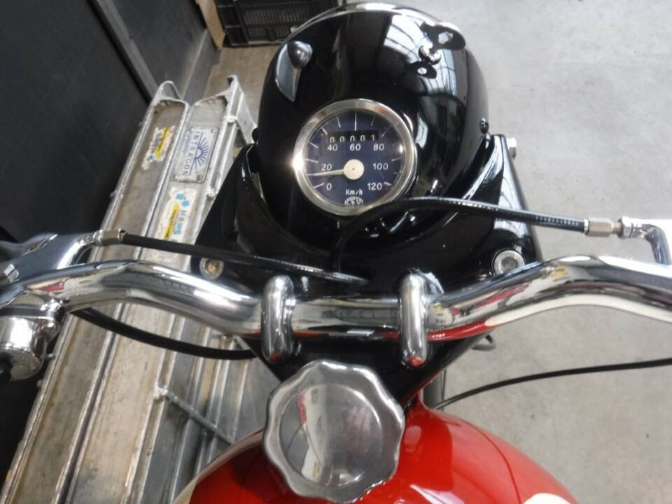 Image 19/22 of MV Agusta DUMMY (1960)