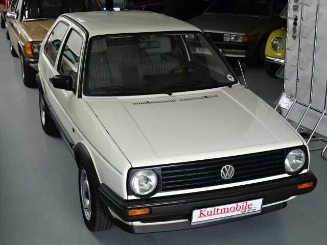 Image 1/29 de Volkswagen Golf II 1.6 (1987)
