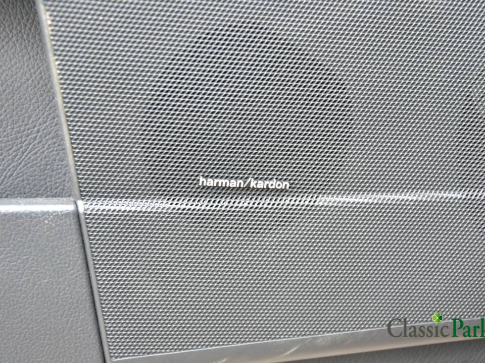 Image 18/50 of Mercedes-Benz S 500 (2006)