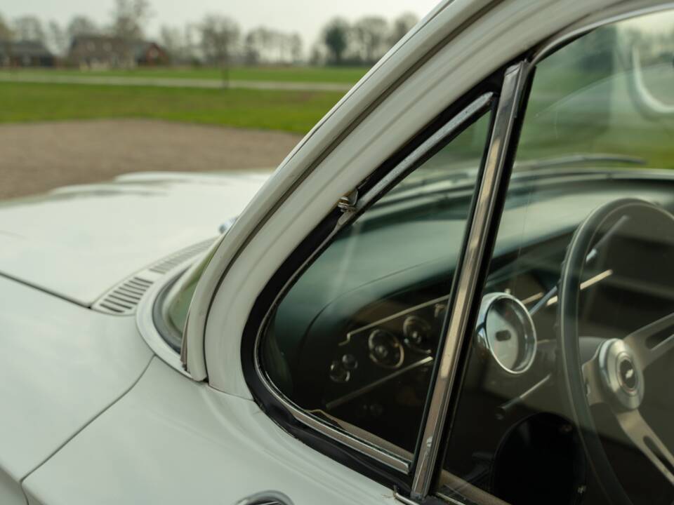 Bild 89/100 von Chevrolet Biscayne (1961)