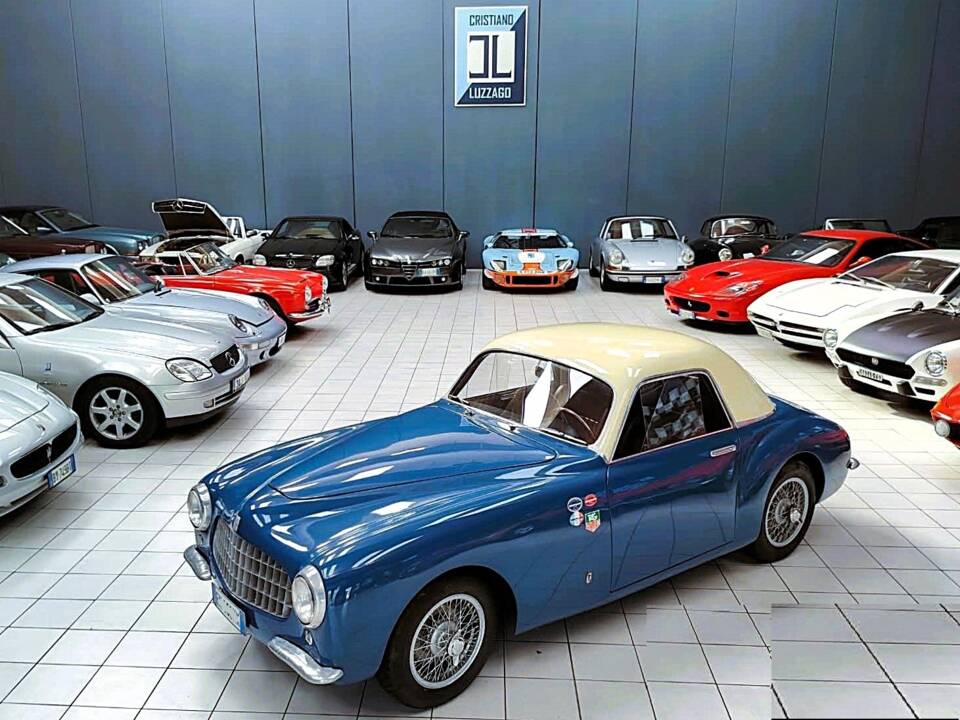 Afbeelding 1/56 van SIMCA 8 Sport (1951)