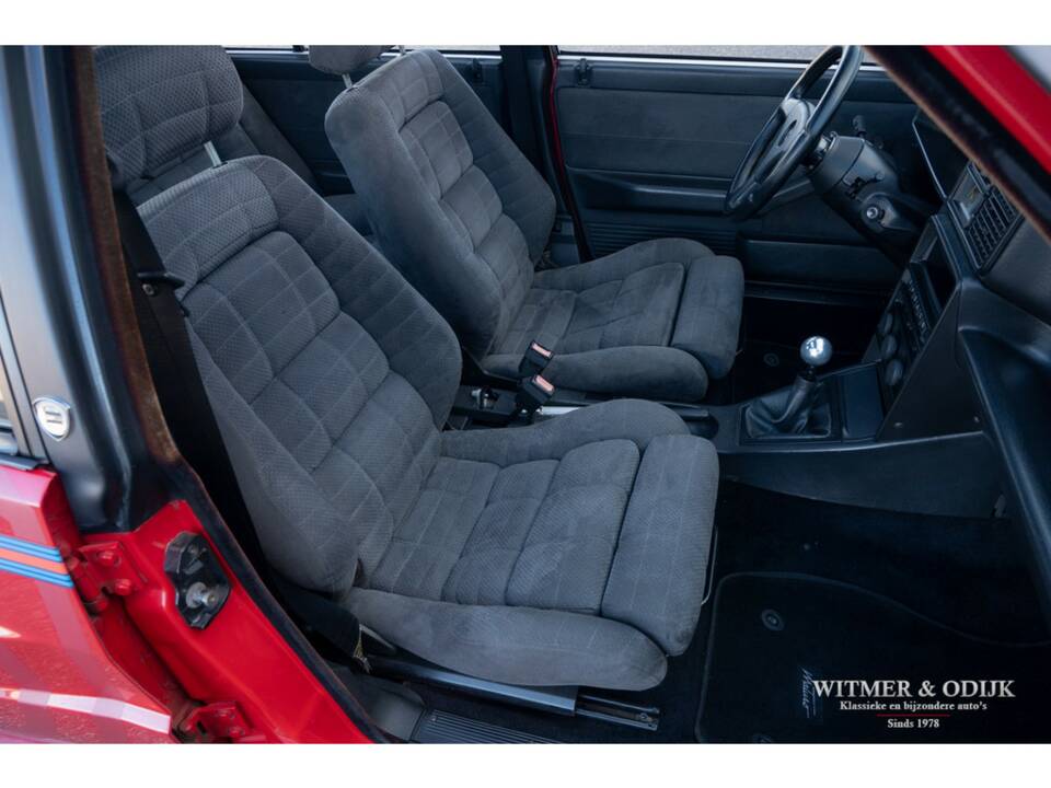 Immagine 5/27 di Lancia Delta HF Integrale (1991)