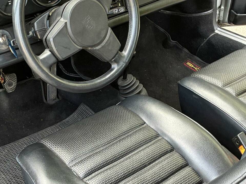 Bild 20/27 von Porsche 911 2.7 (1974)