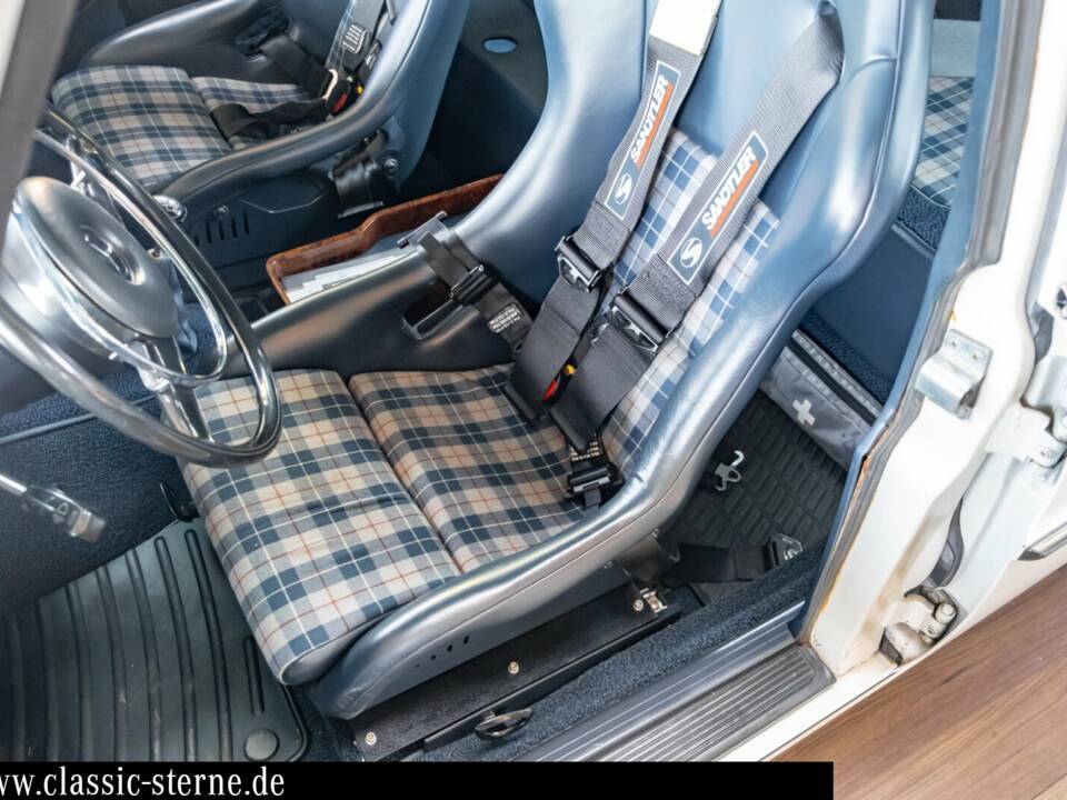 Imagen 14/15 de Mercedes-Benz 280 SE 3,5 (1971)