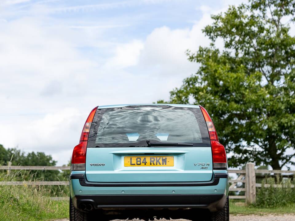Image 10/50 de Volvo V70 R AWD (2003)