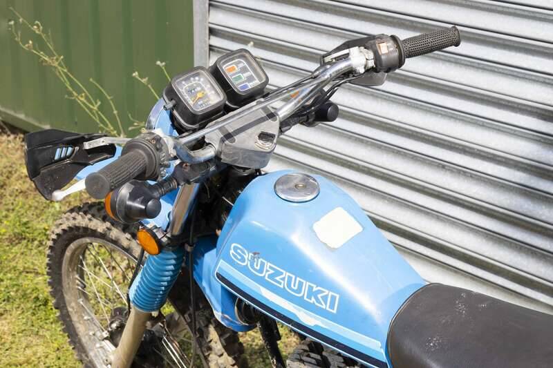 Image 6/18 of Suzuki DUMMY (1980)