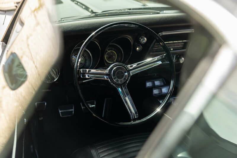 Image 2/22 of Chevrolet Camaro SS Sport (1968)