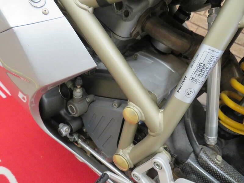 Immagine 30/50 di Ducati 916 Senna I (1997)