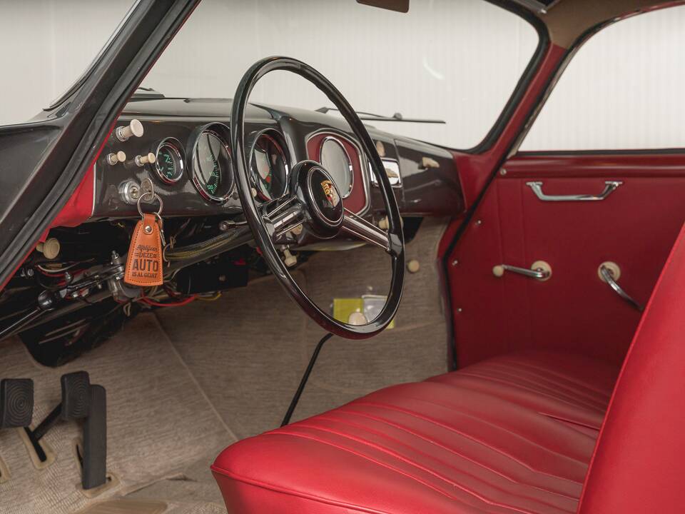 Immagine 17/36 di Porsche 356 1500 Super (1953)