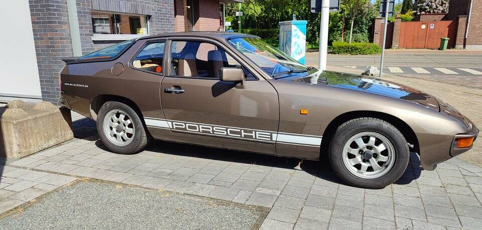 Bild 4/8 von Porsche 924 (1983)