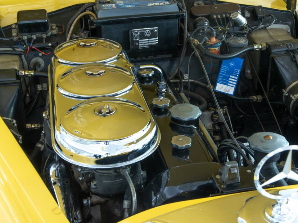 Image 44/45 of Mercedes-Benz 300 S Cabriolet A (1953)