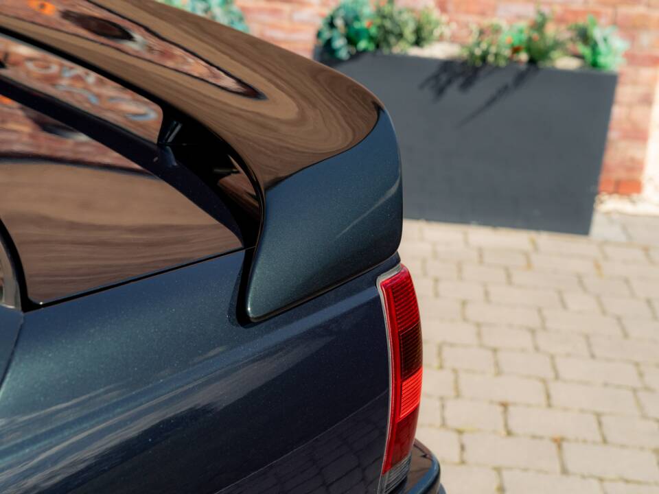 Image 26/75 of Lotus Carlton (1991)