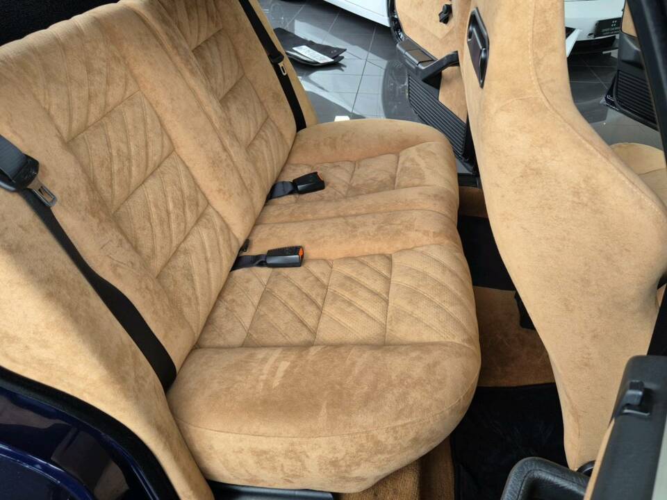 Immagine 19/66 di Lancia Delta HF Integrale Evoluzione II (1993)