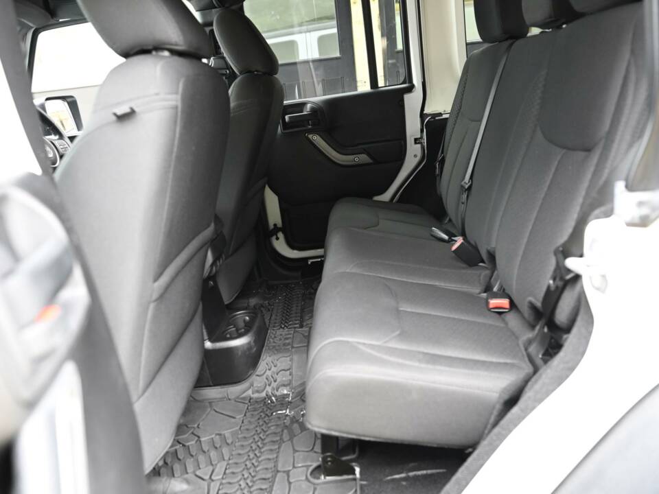 Imagen 45/50 de Jeep Wrangler 3.6 V6 (2015)