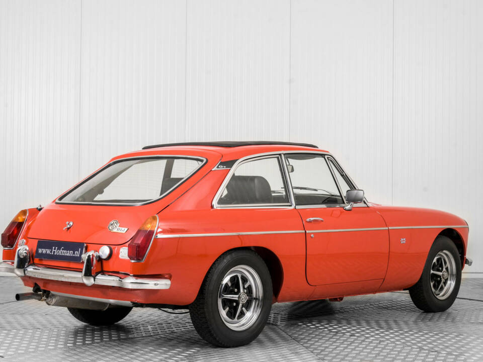 Imagen 2/50 de MG MGB GT (1975)