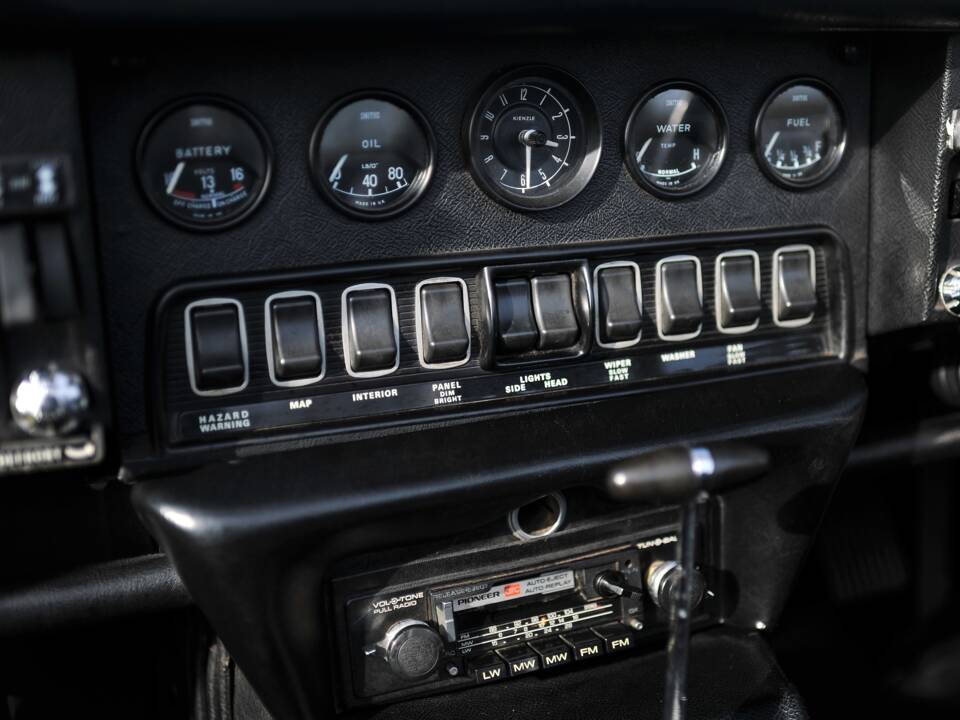 Image 18/37 de Jaguar Type E V12 (1972)