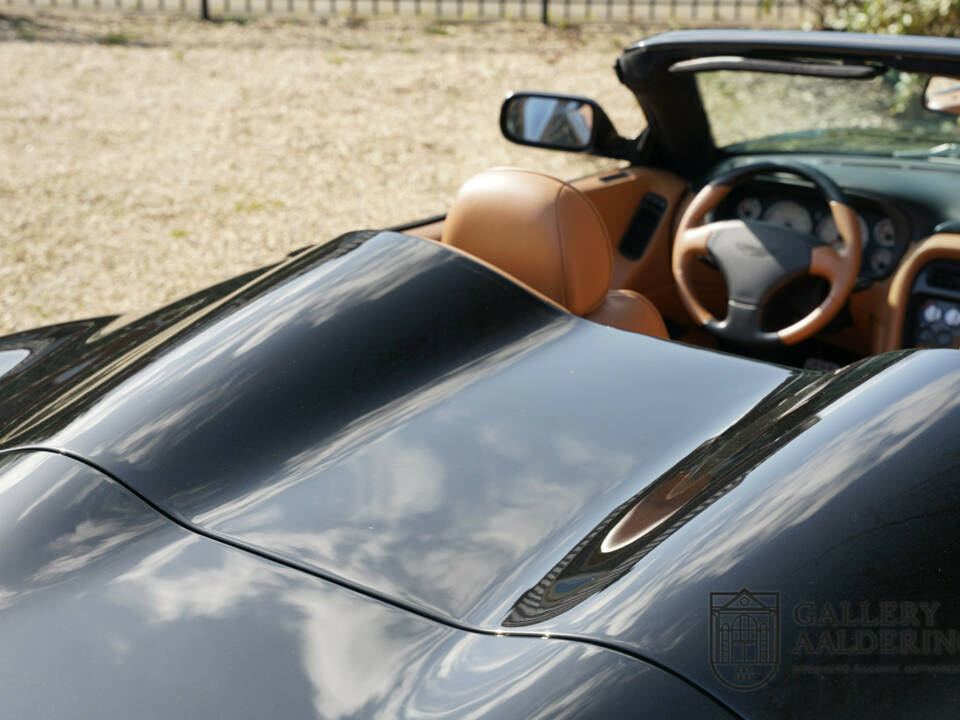 Imagen 46/50 de Aston Martin DB AR1 (2004)