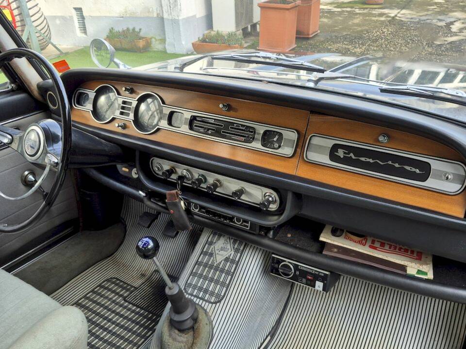 Afbeelding 44/63 van Lancia Flavia 2000 (1970)