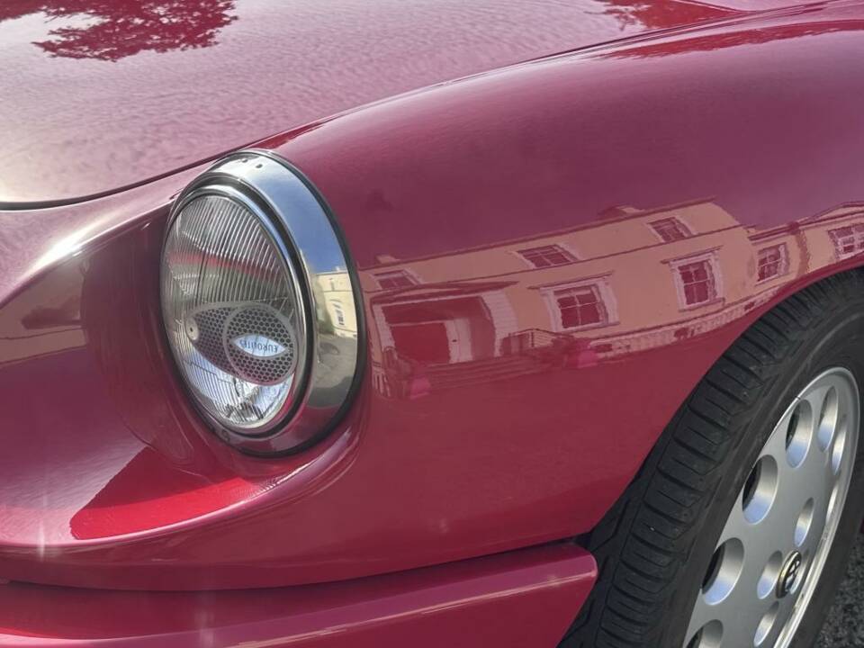 Image 28/50 of Alfa Romeo 2.0 Spider (1991)