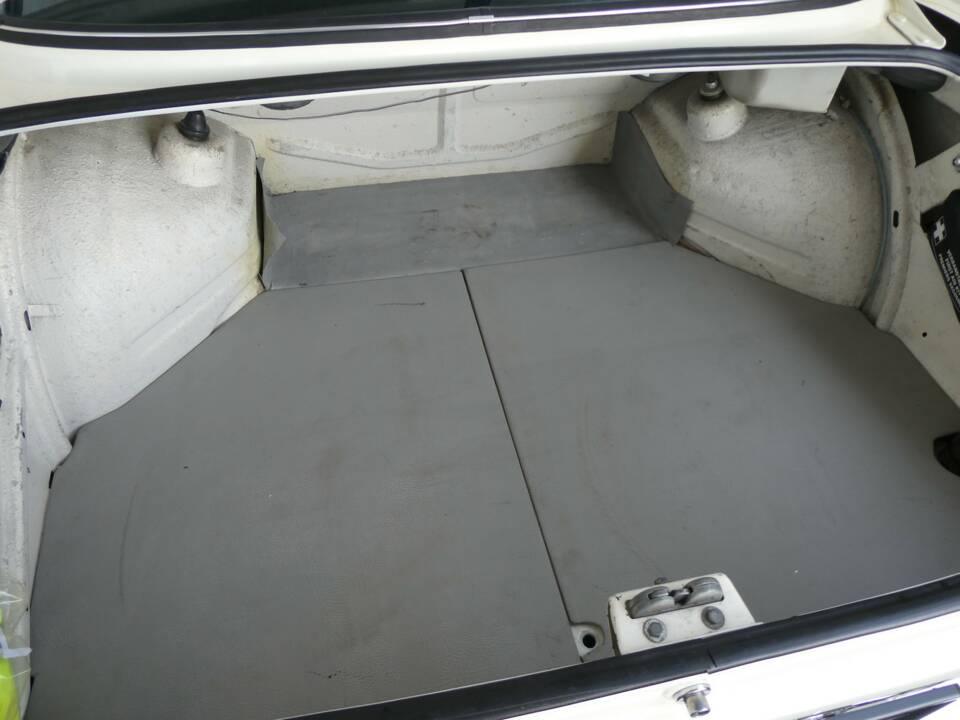 Image 16/19 de BMW 2002 tii (1974)