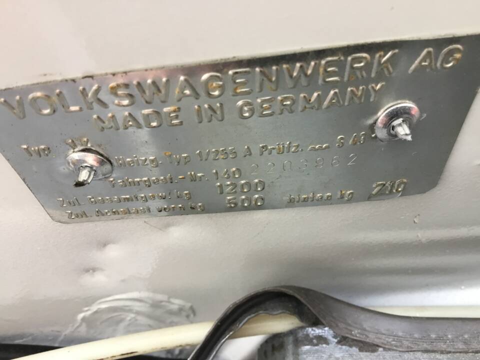 Image 41/83 of Volkswagen Karmann Ghia 1500 (1969)