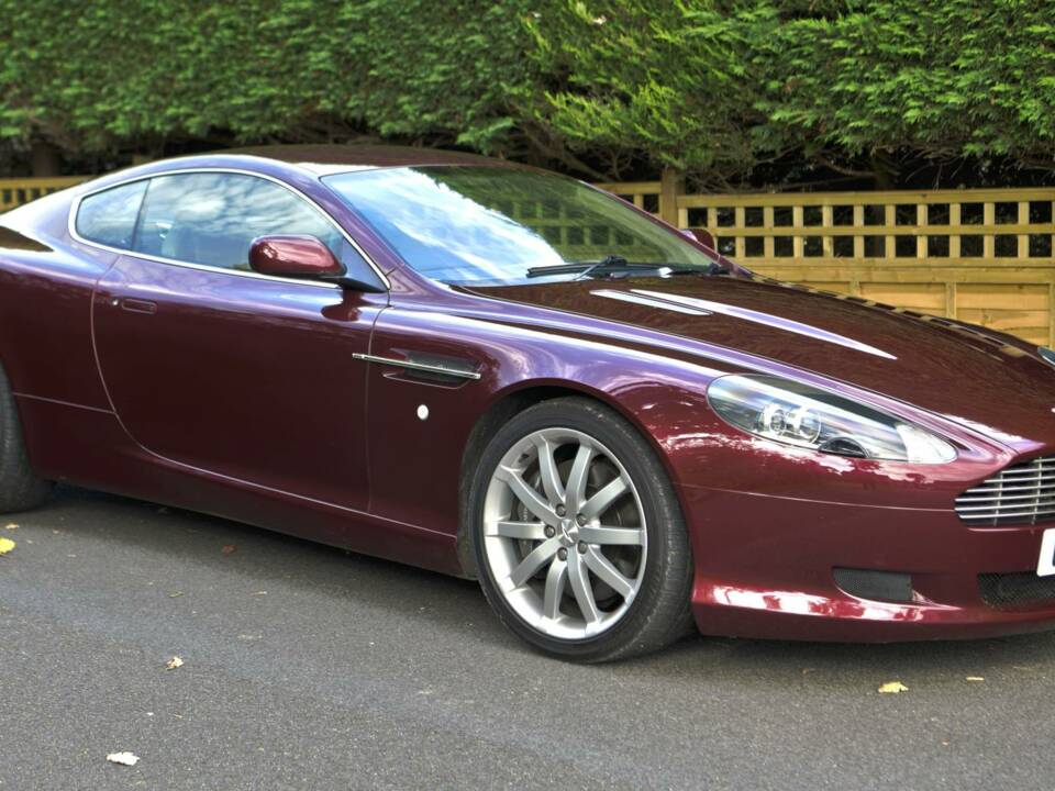 Bild 1/50 von Aston Martin DB 9 (2005)