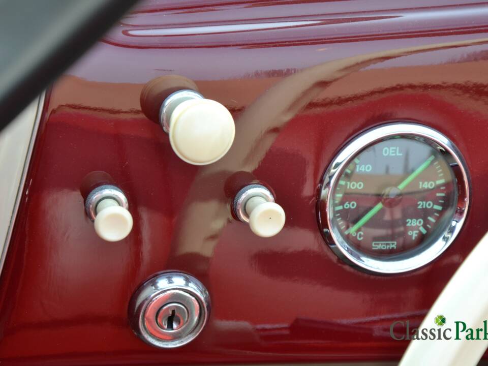 Image 36/50 of Porsche 356 1500 (1954)