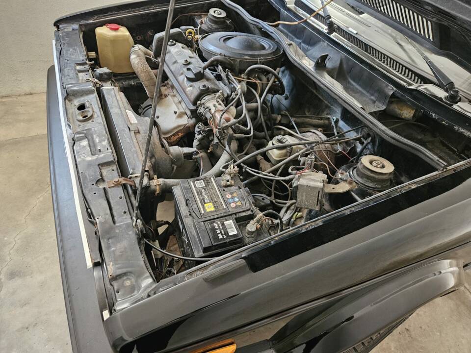 Image 105/128 of Volkswagen Golf Mk I Convertible 1.1 (1981)