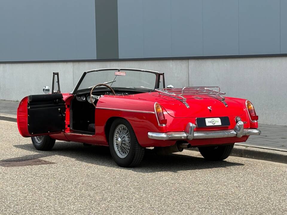 Imagen 4/21 de MG MGB (1964)