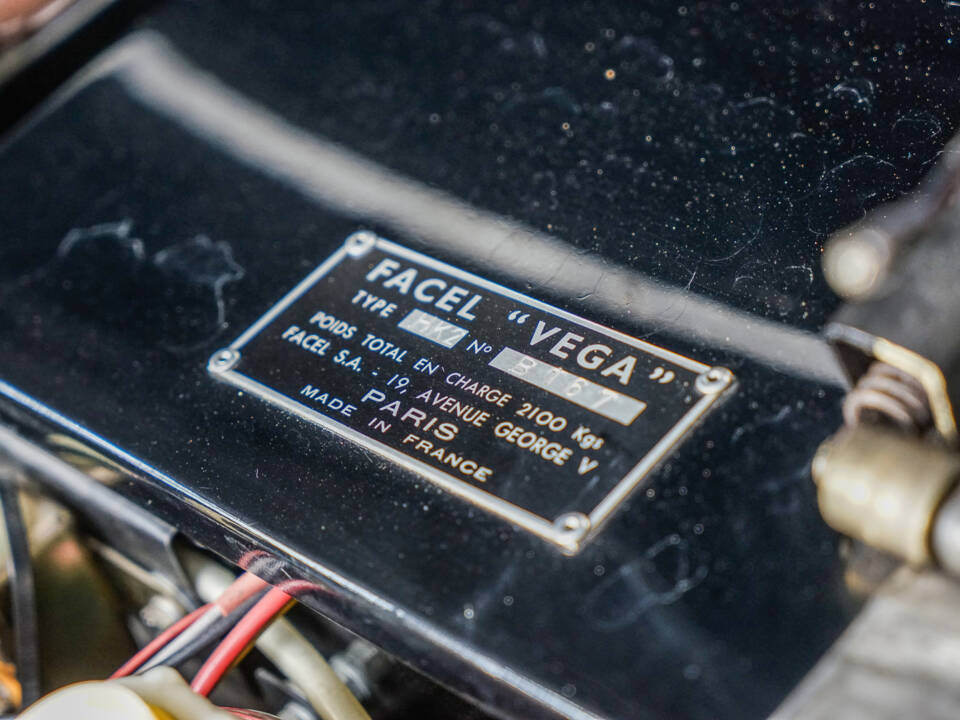 Image 16/34 of Facel Vega Facel II (1964)