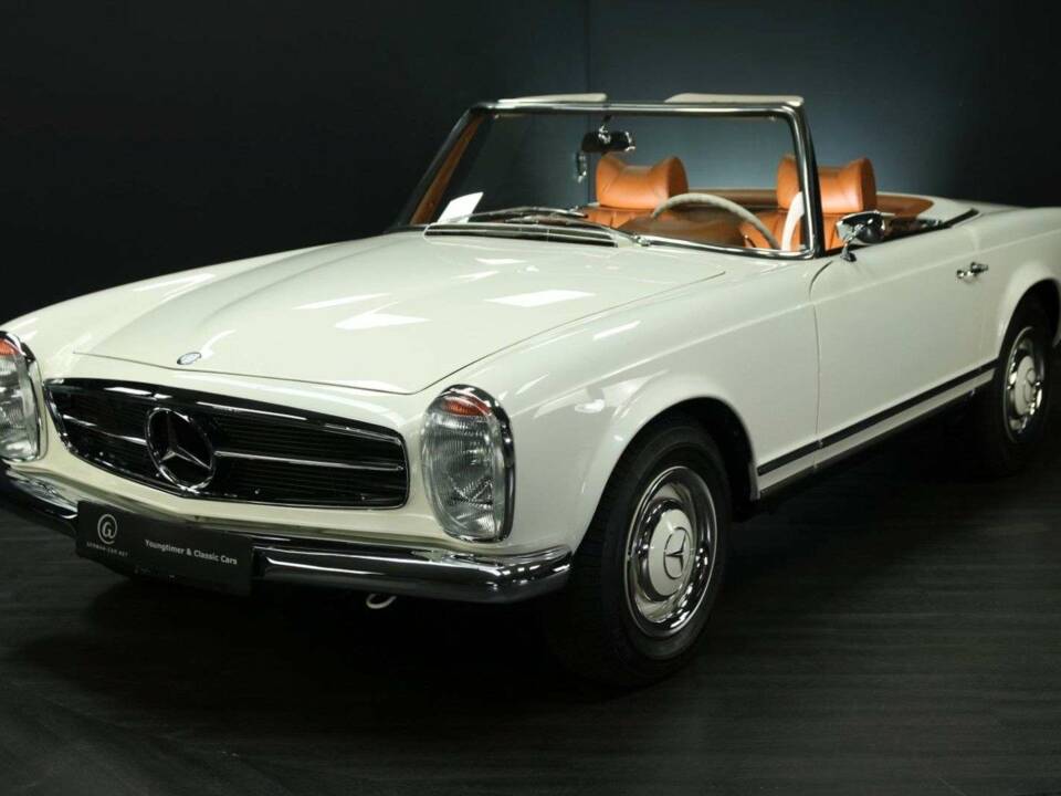 Image 1/50 of Mercedes-Benz 230 SL (1965)