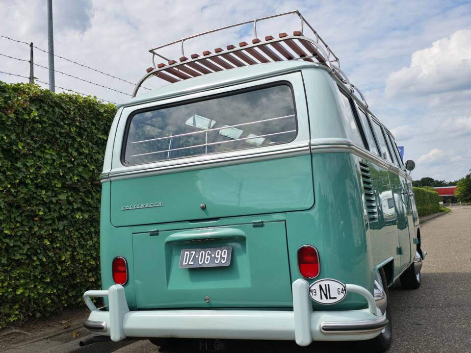 Image 24/24 of Volkswagen T1 Samba (1964)