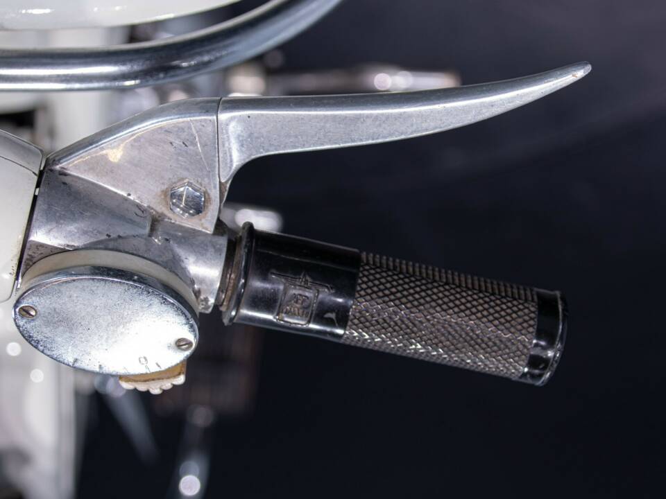 Image 30/50 de Aermacchi DUMMY (1956)